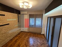 Parcul Carol- Apartament cu trei camere- Monetarie- cu centrala+loc de parcare